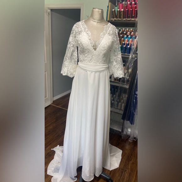 Ivory Wedding Dress, Sz 8- runs small, probably a small sz 6, Brand new! - Picture 7 of 7